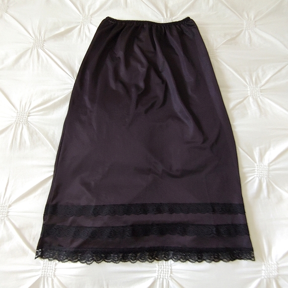 Patricia Lingerie vintage black lace trim midi slip skirt. Size S - Picture 1 of 5